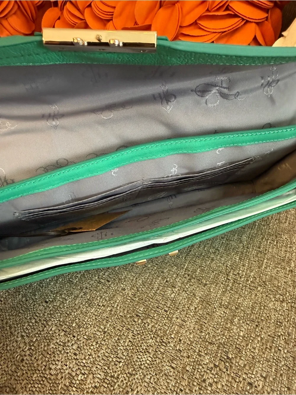 ❣️🆕Vintage Cole Haan Zoe Izzie Clutch in Green Thumb Leather $198 MSRP❣️